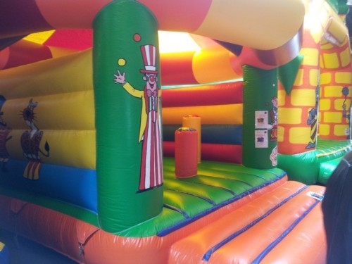 Springkussen Multifun Carrousel